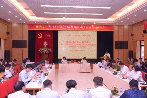 Thường trực HĐND quận Hoàn Kiếm tổ chức phiên giải trình về công tác đảm bảo trật tự đô thị, trật tự ATGT